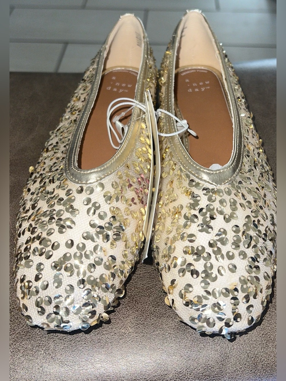 NWT A New Day Women Sammie Shoes with Memory Foam Insole - Champagne - Picture 3 of 8